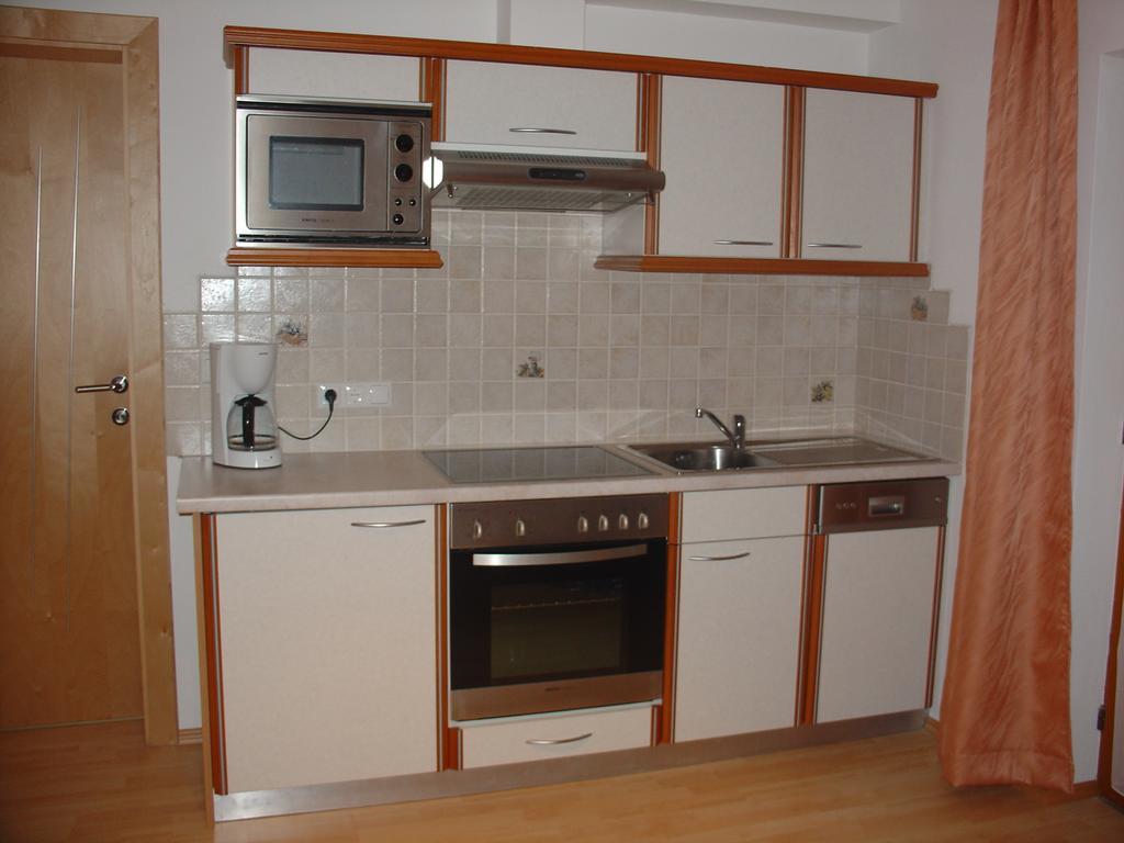 Ferienwohnung Haus Alpengruss Neustift im Stubaital Zimmer foto